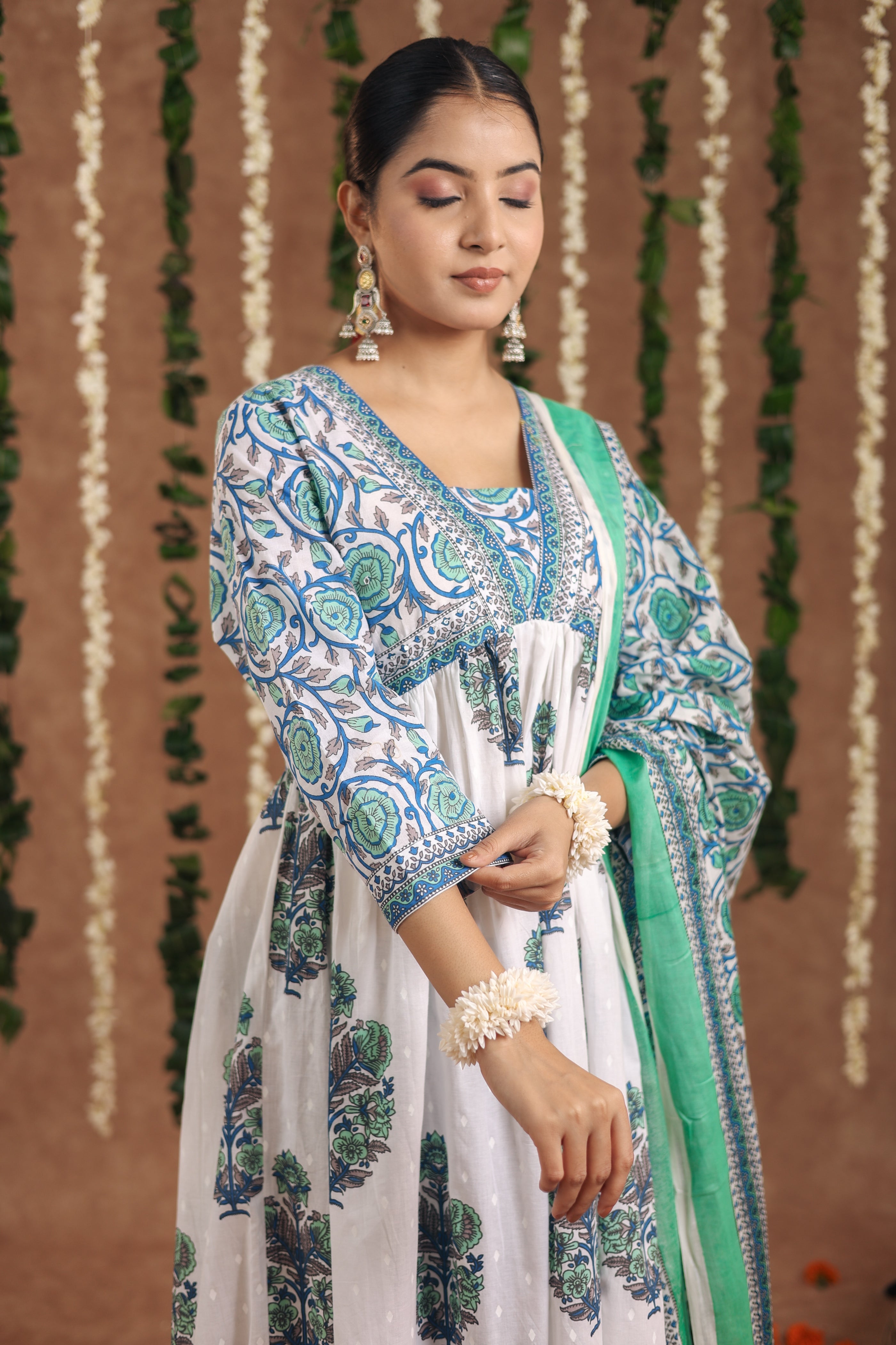 Jaipuri Printed White Blue Cotton Kurti With Pant And Dupatta For Women