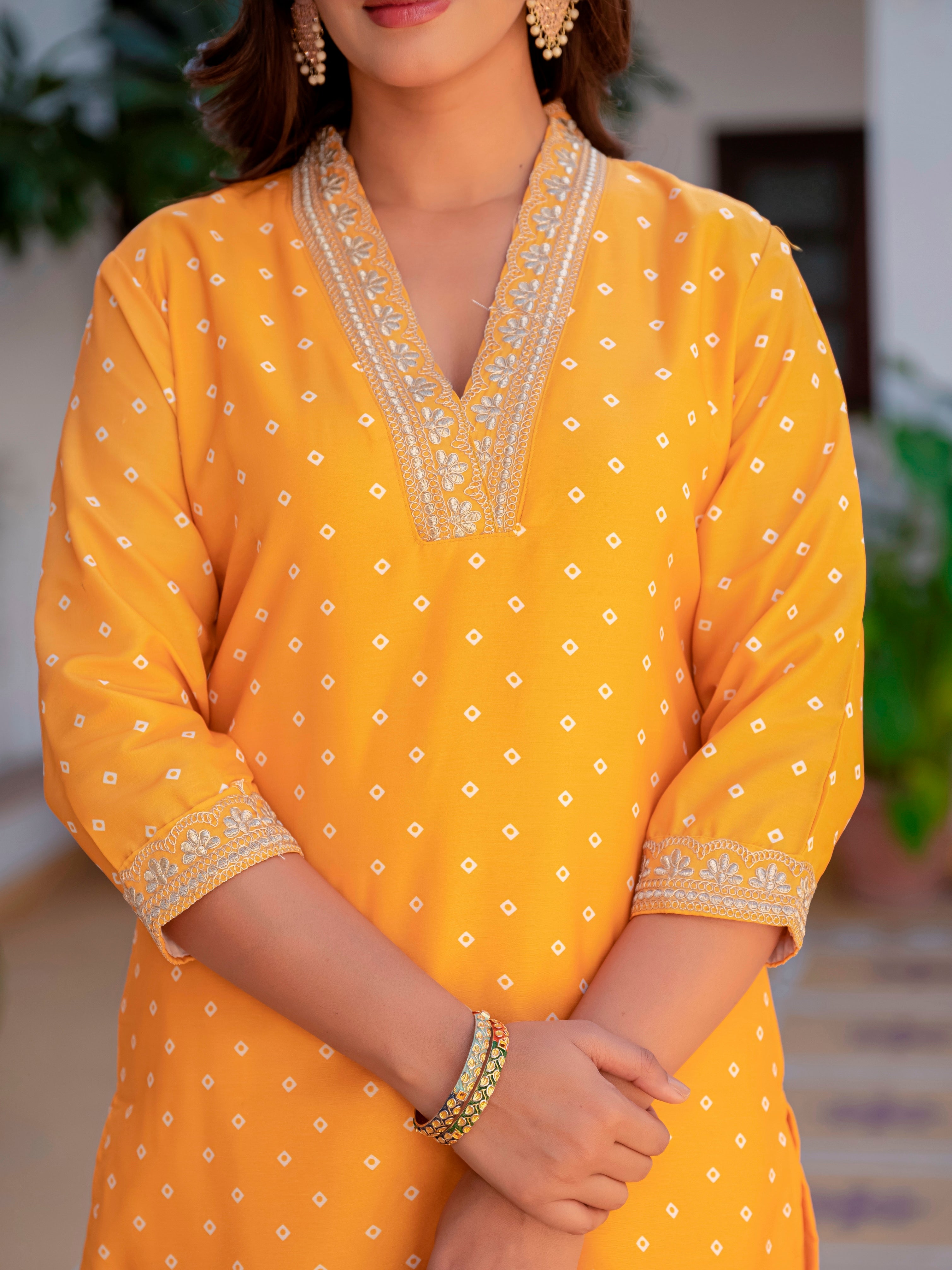 Mustard Yellow MUSLIN Kurti With Pant And Dupatta For Women