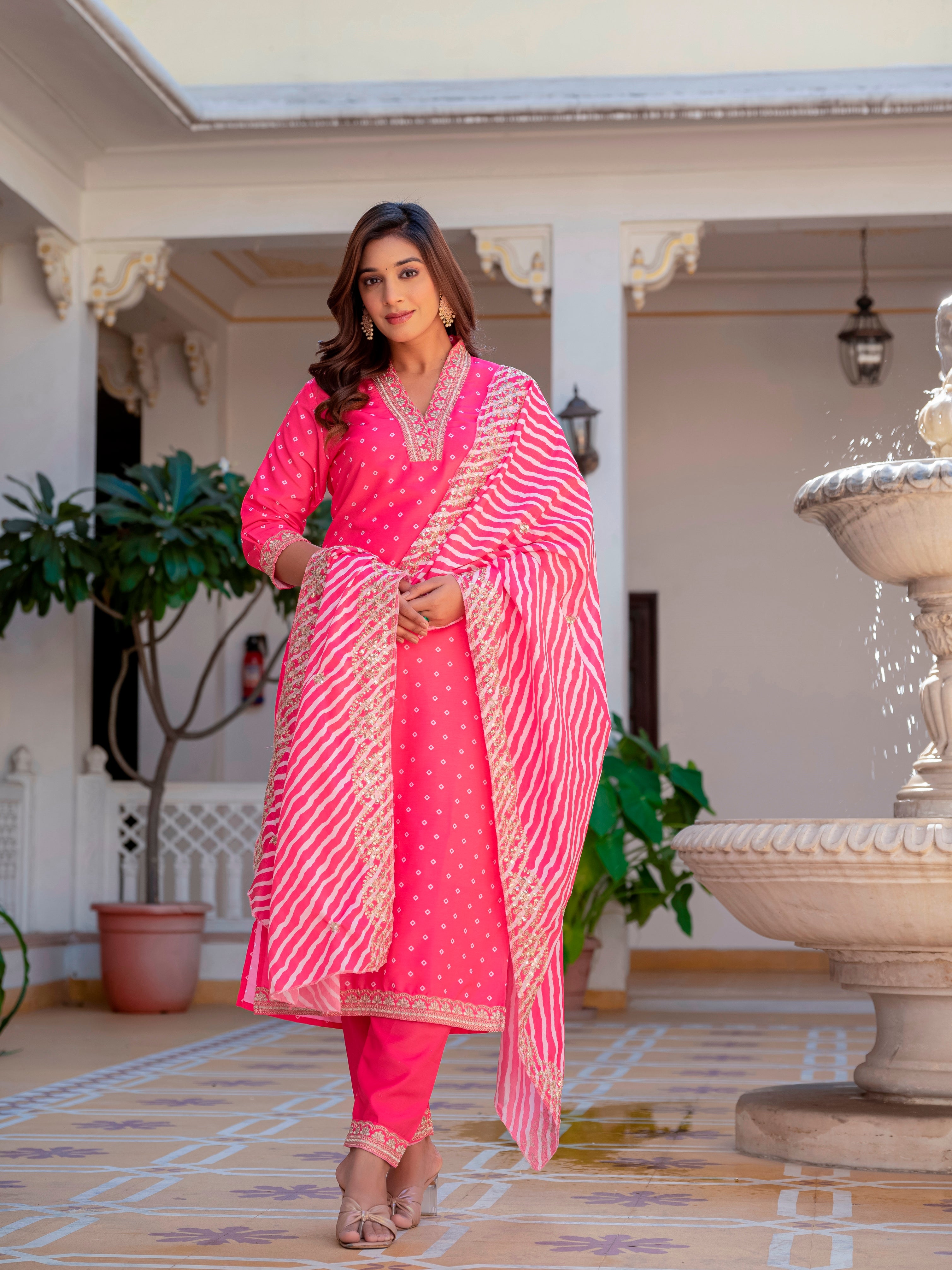 Jaipuri Printed Pink MUSLIN Kurti With Pant And Dupatta For Women