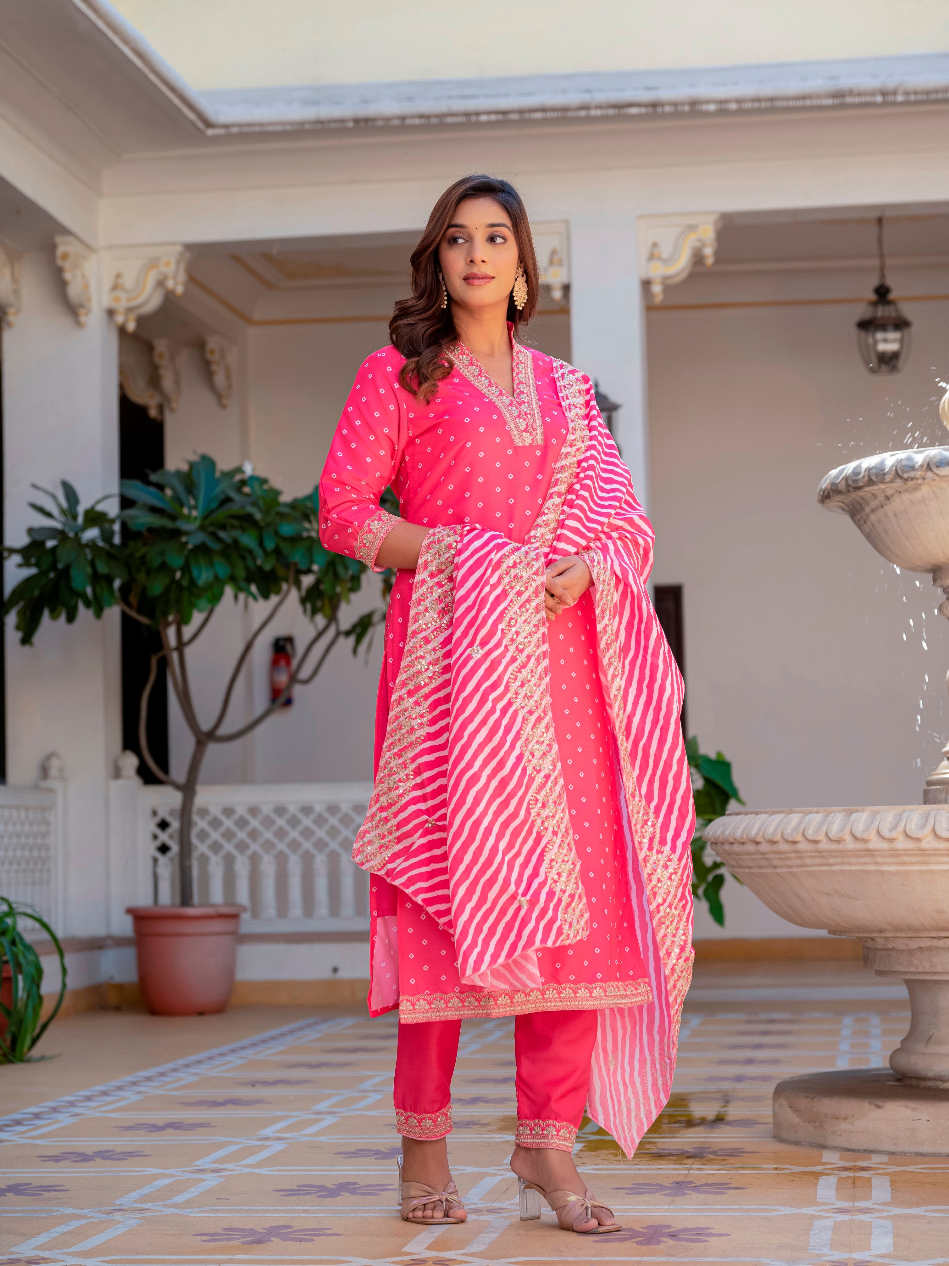 Jaipuri Printed Pink MUSLIN Kurti With Pant And Dupatta For Women