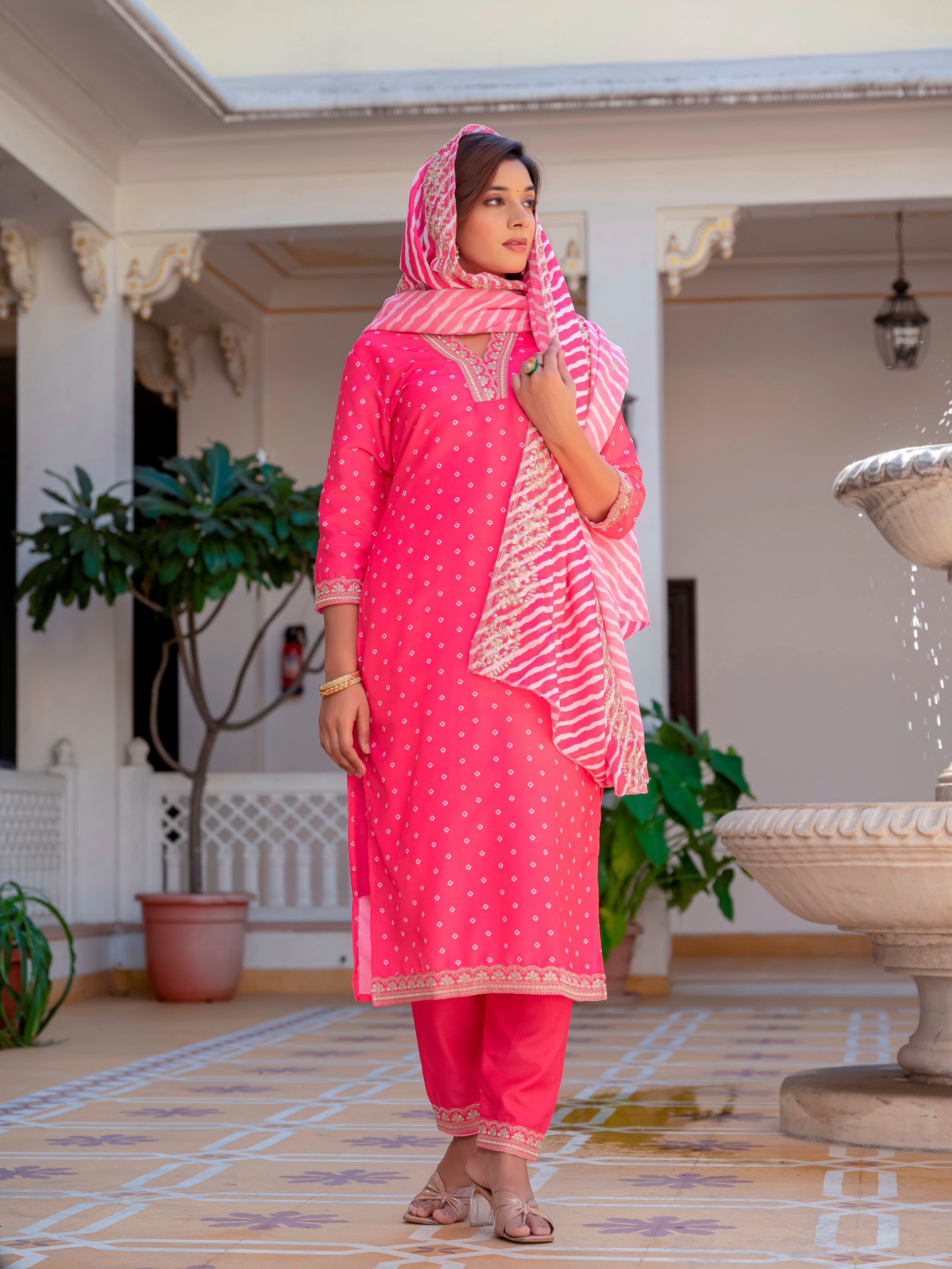 Jaipuri Printed Pink MUSLIN Kurti With Pant And Dupatta For Women
