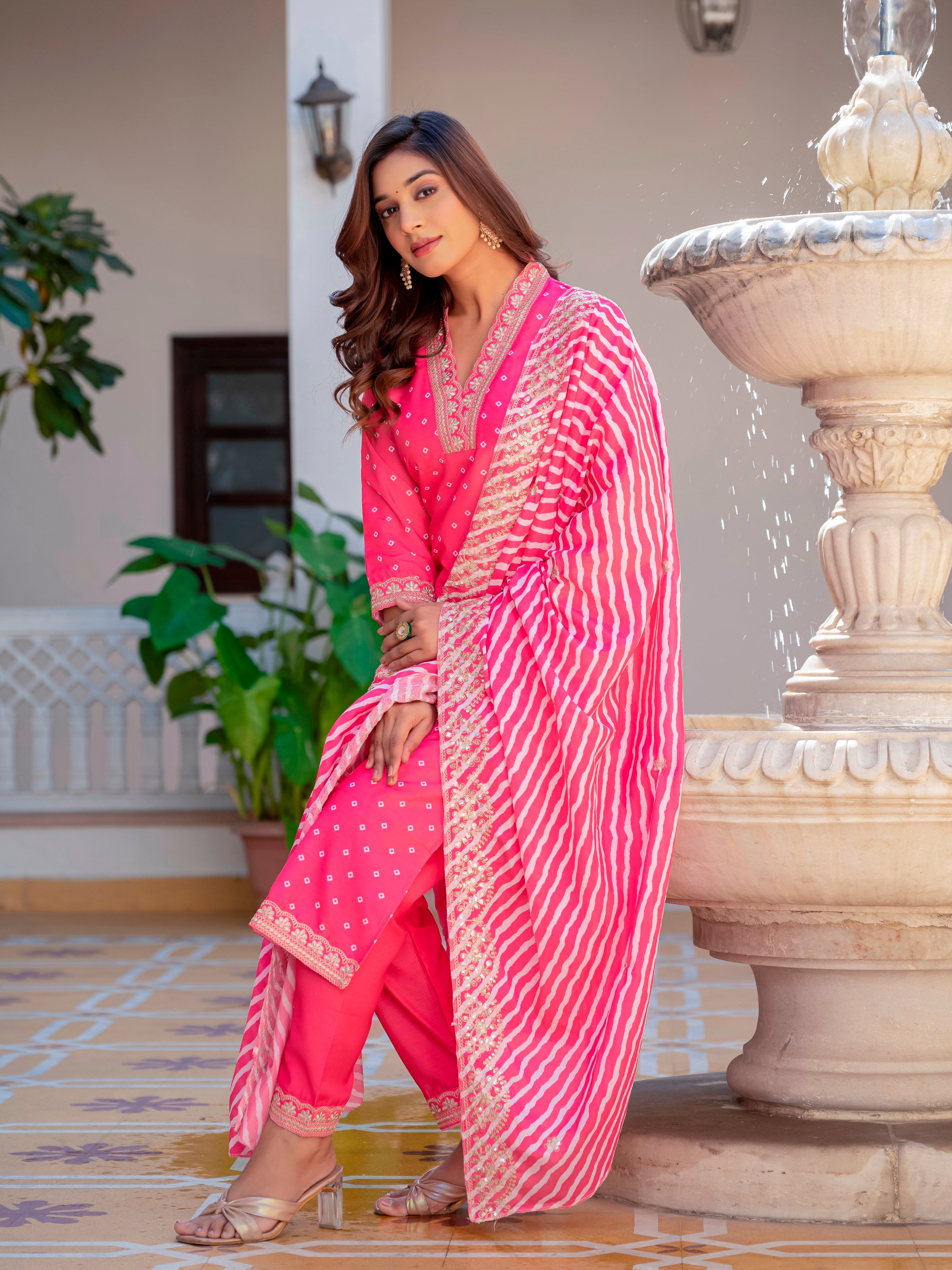 Jaipuri Printed Pink MUSLIN Kurti With Pant And Dupatta For Women