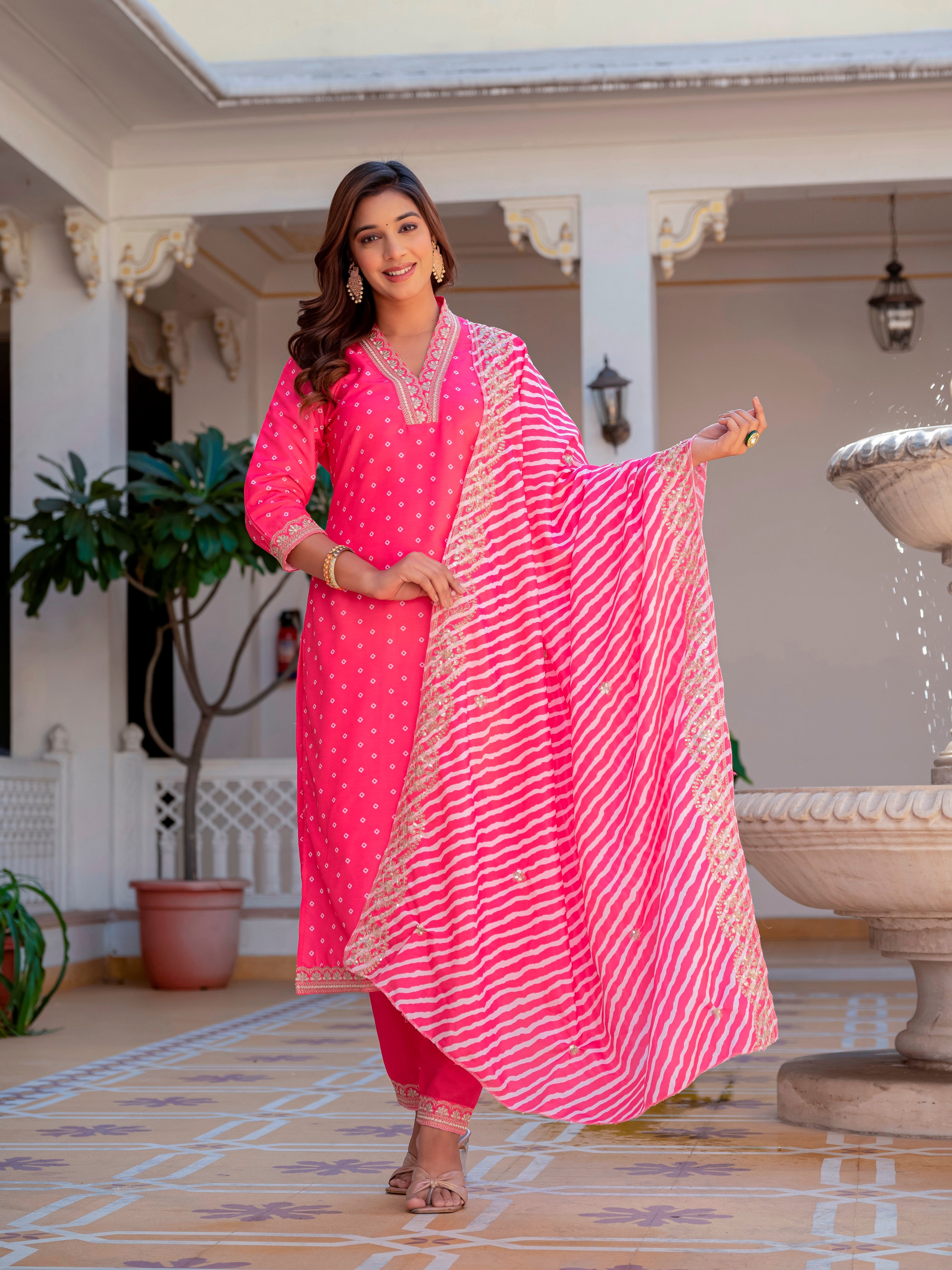 Jaipuri Printed Pink MUSLIN Kurti With Pant And Dupatta For Women
