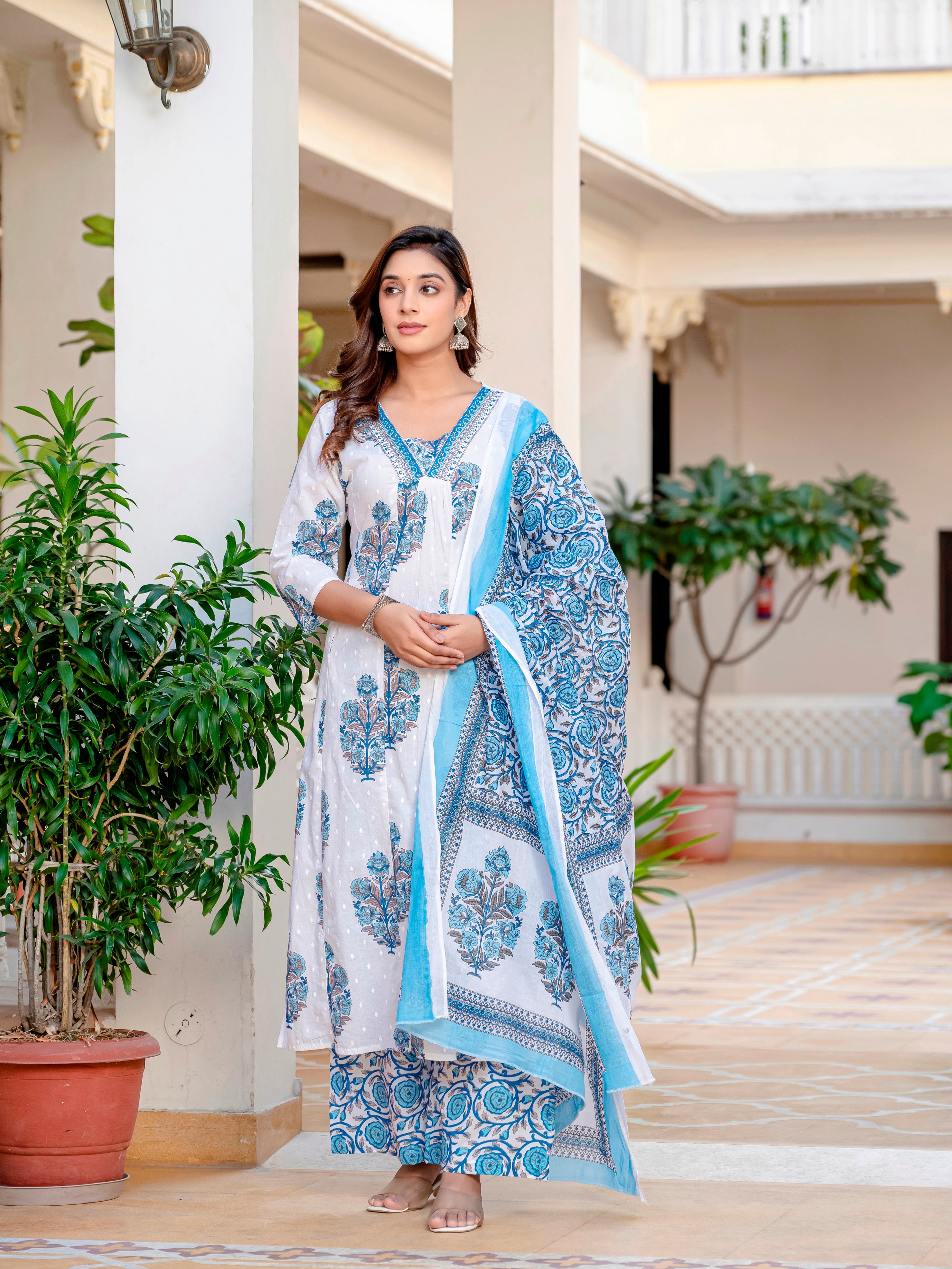 Jaipuri Printed Blue White Cotton Kurti With Pant And Dupatta For Women