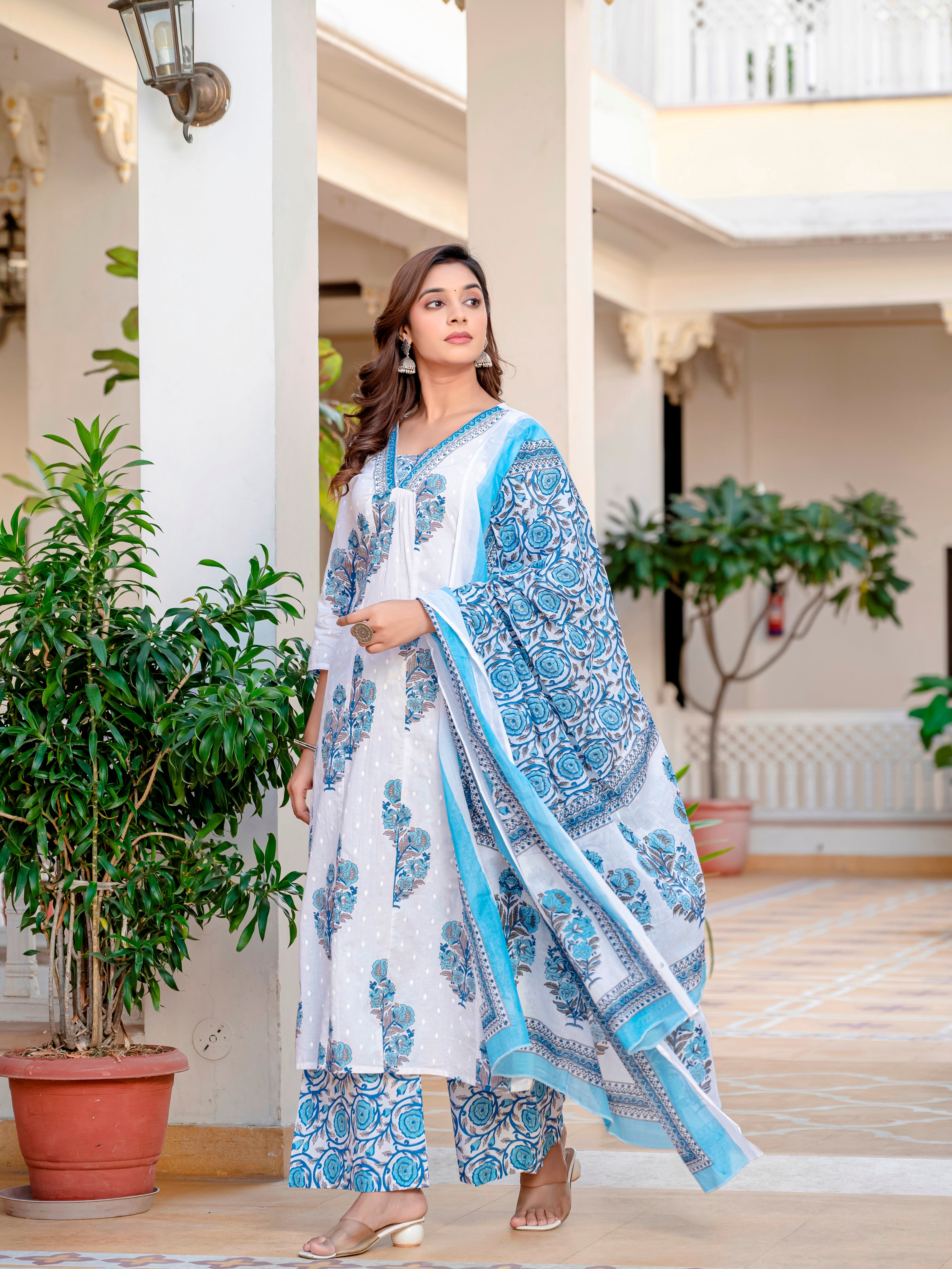 Jaipuri Printed Blue White Cotton Kurti With Pant And Dupatta For Women