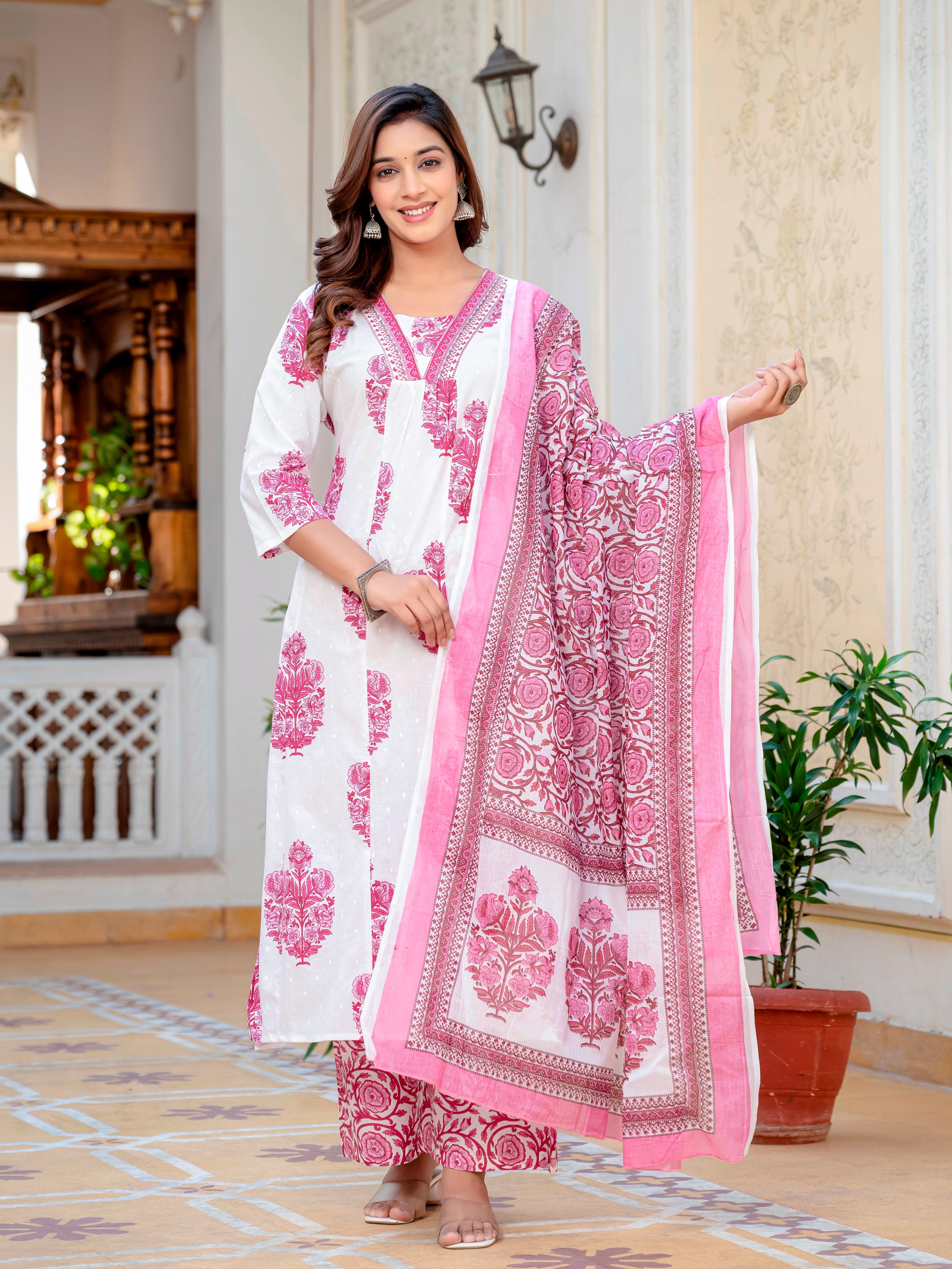 Women Casual Wear Floral Sanganeri Jaipuri Printed Cotton White and Pink Kurti With Pant and Dupatta