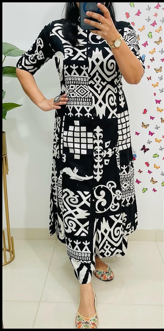Women Black Geometric Printed Cotton Co-ord Set A-line Pattern Paried With Ankle Length Pant (CORD SET)
