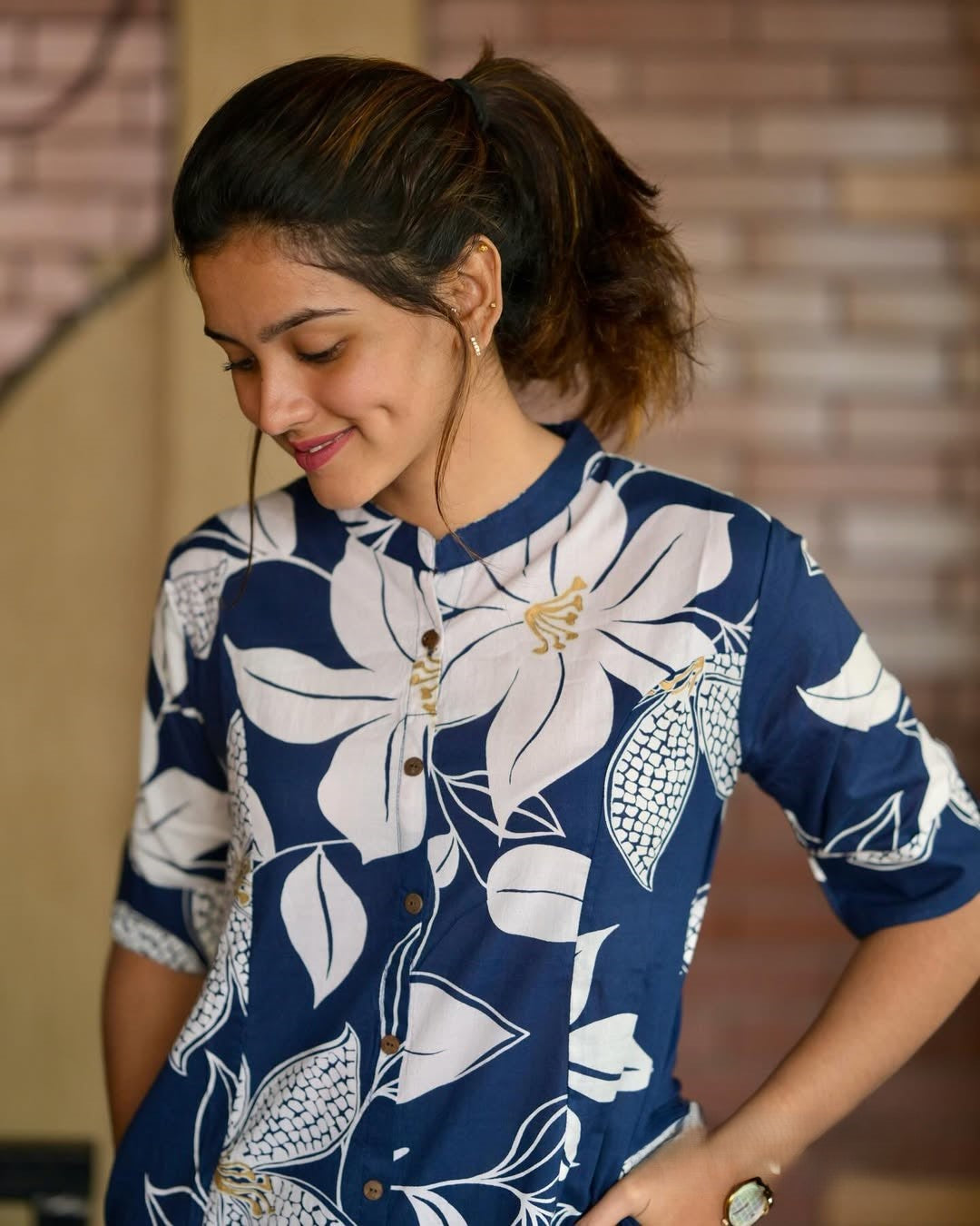 Women Blue Floral Fine Printed Cotton Co-ord Set Aline Pattern Paried With Ankle Length Pant (CORD SET)