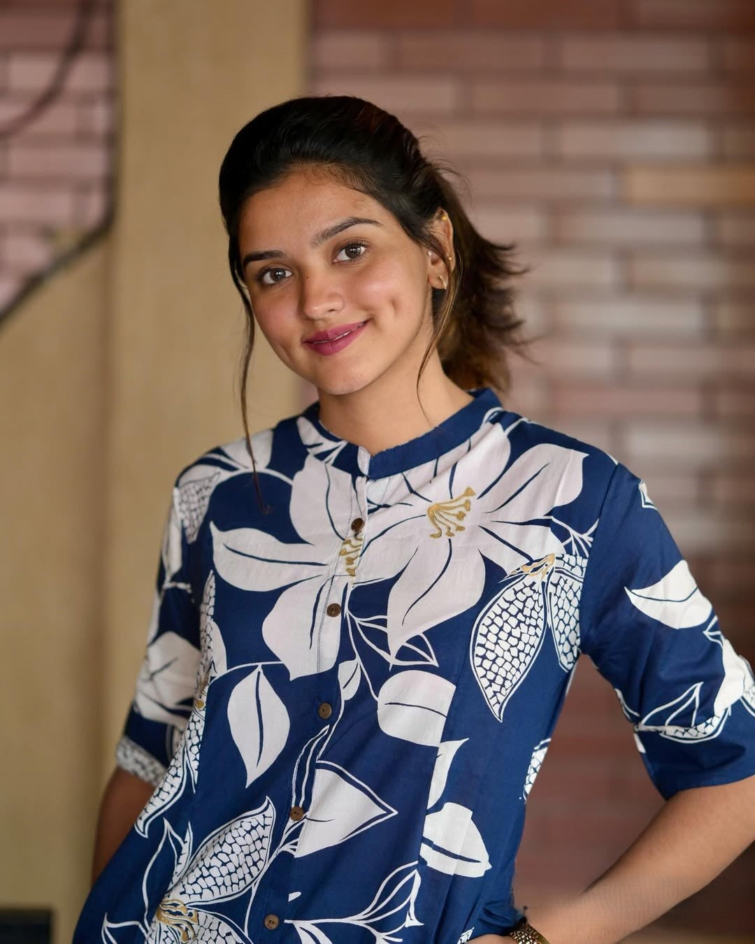 Women Blue Floral Fine Printed Cotton Co-ord Set Aline Pattern Paried With Ankle Length Pant (CORD SET)