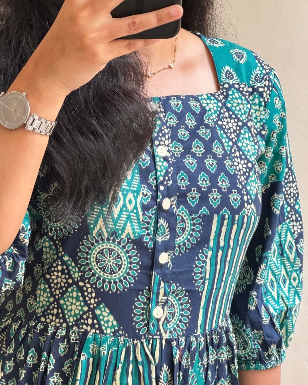 Women Beautiful ikkat Printed Cotton Full Flair Middy Gown Short Kurtis