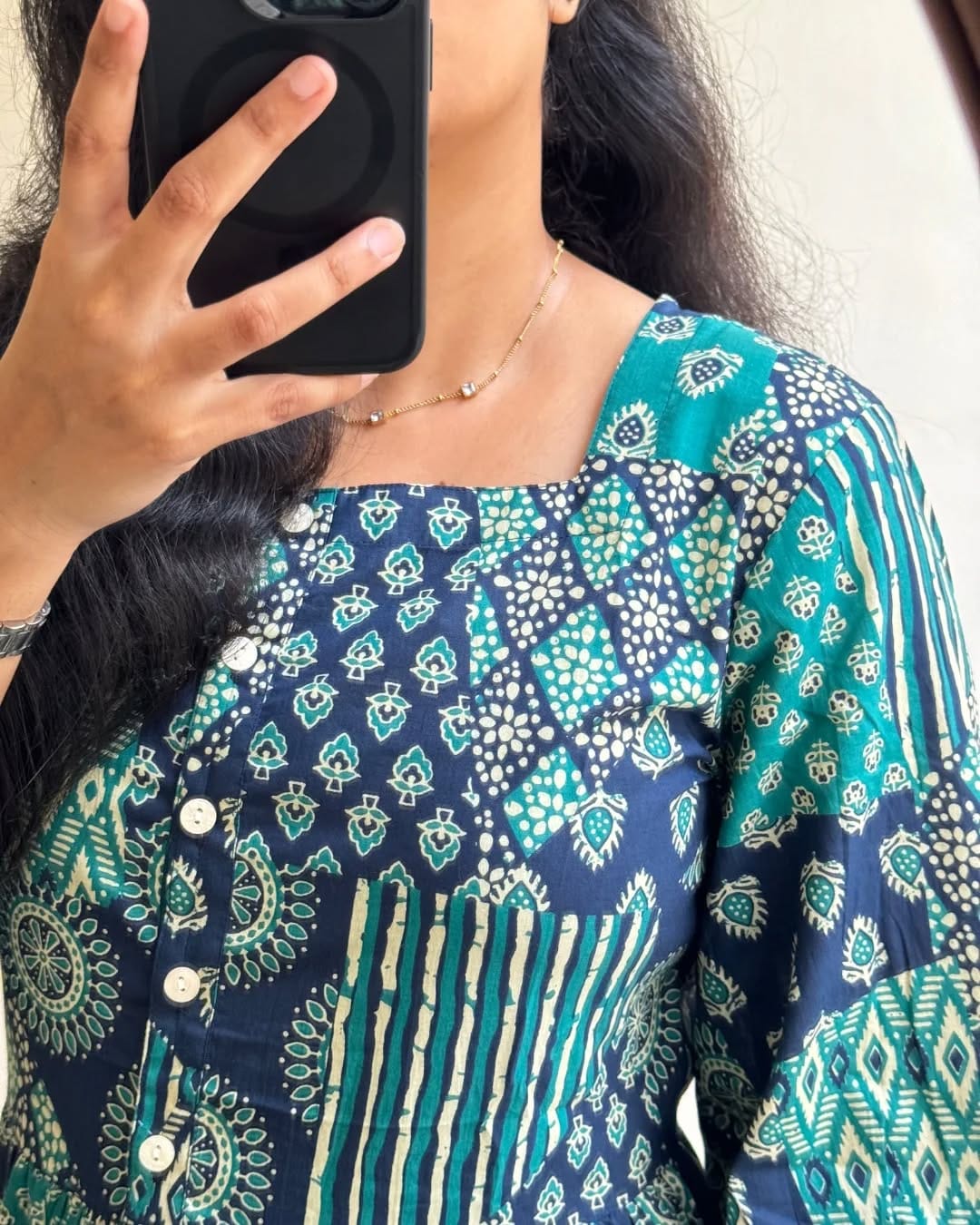 Women Beautiful ikkat Printed Cotton Full Flair Middy Gown Short Kurtis