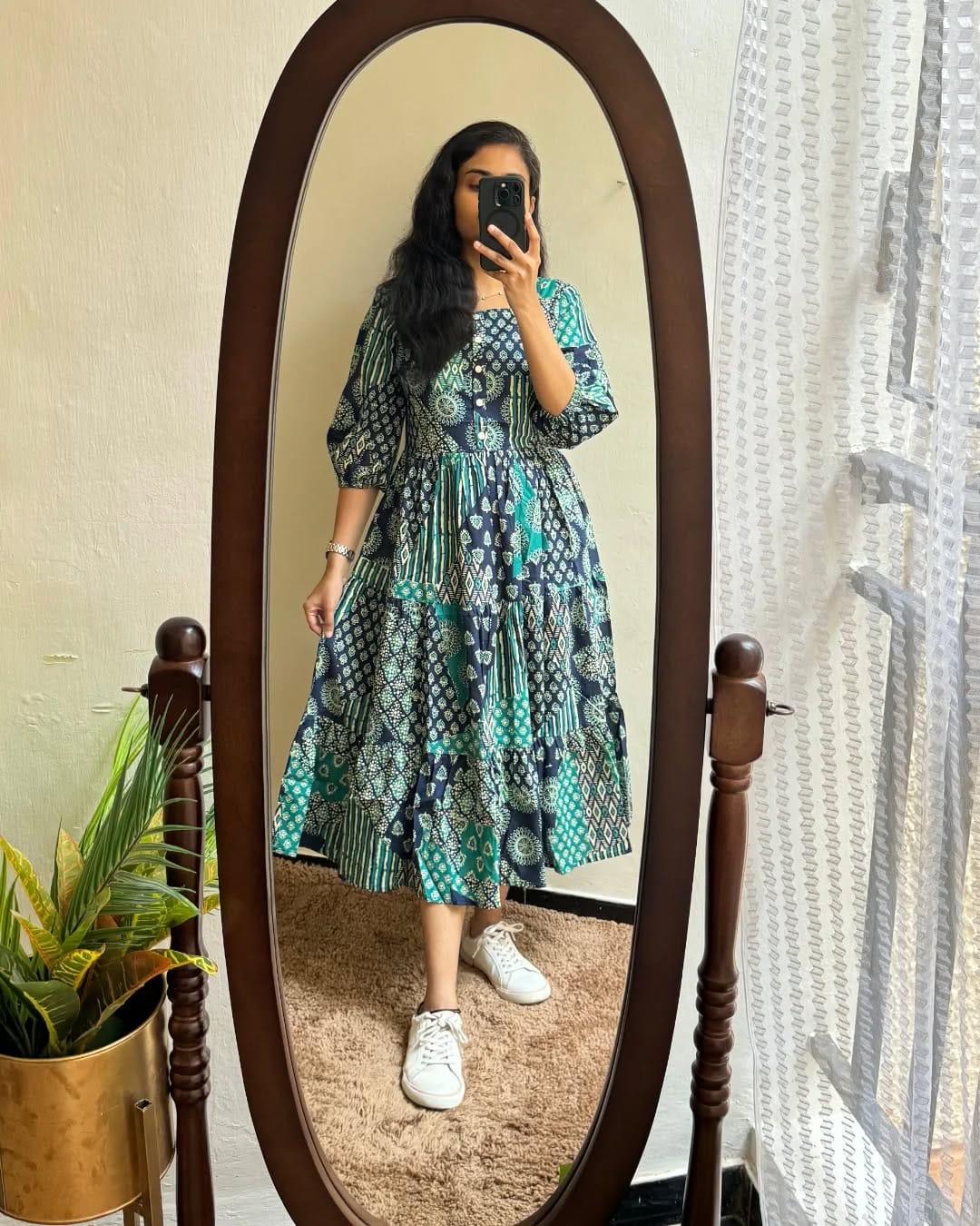 Women Beautiful ikkat Printed Cotton Full Flair Middy Gown Short Kurtis